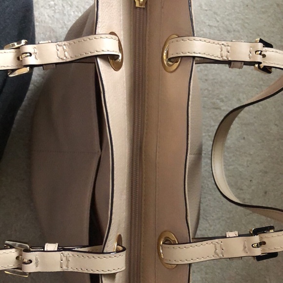 Michael Kors Tote - Picture 7 of 8